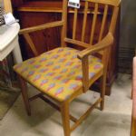 381 8218 CHAIR